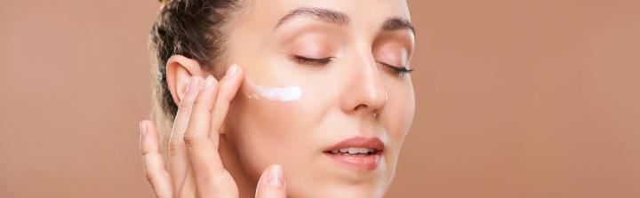 Uroda to więcej niż makijaż - nowy raport Inquiry: Polki wybierają zdrowie, równowagę i świadomą pielęgnację